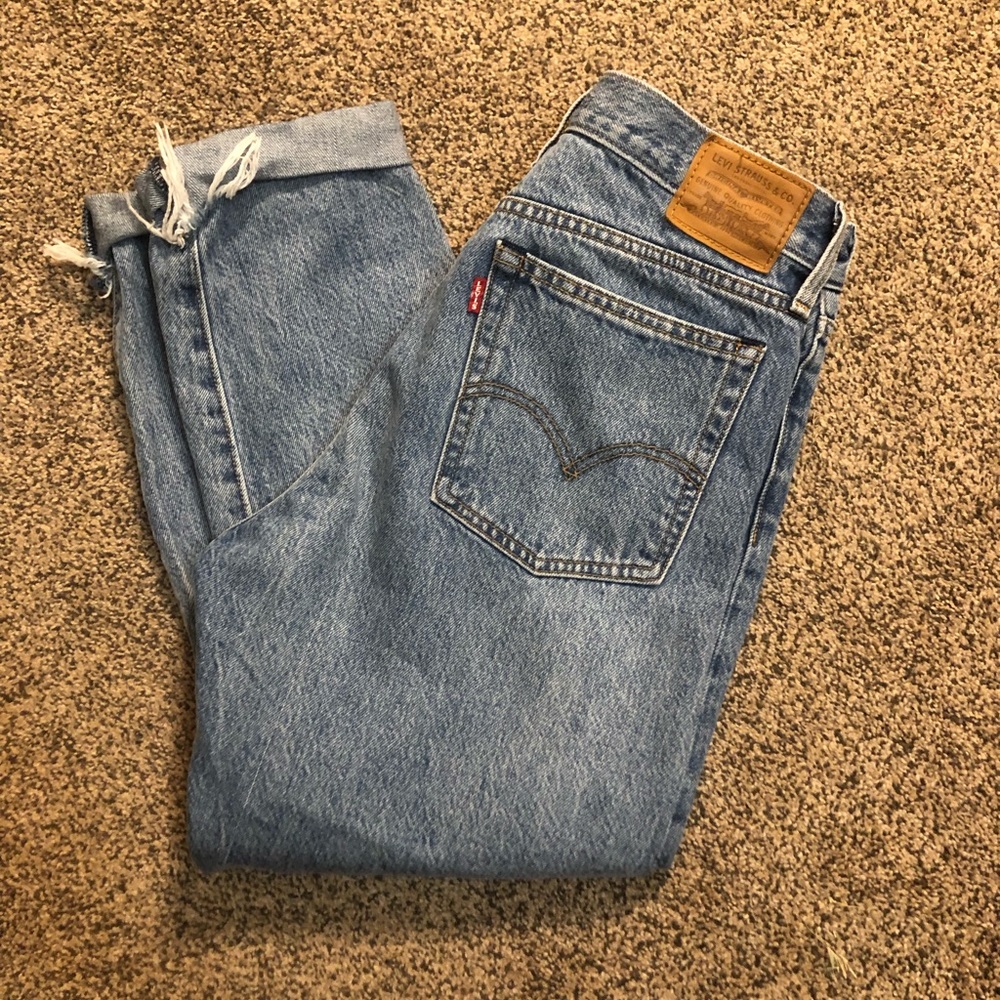 Levi’s Wedge Mom Jeans